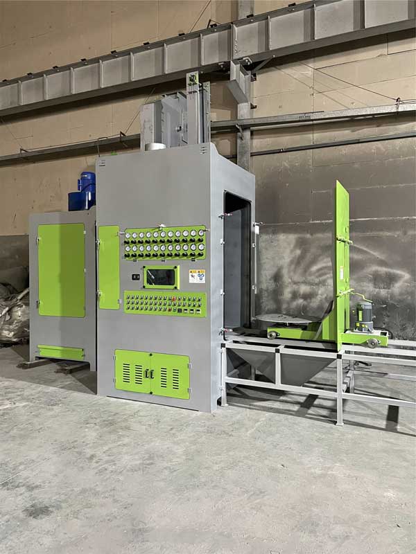 江蘇客戶定制大型大轉(zhuǎn)臺自動噴砂機，自動轉(zhuǎn)臺噴砂機