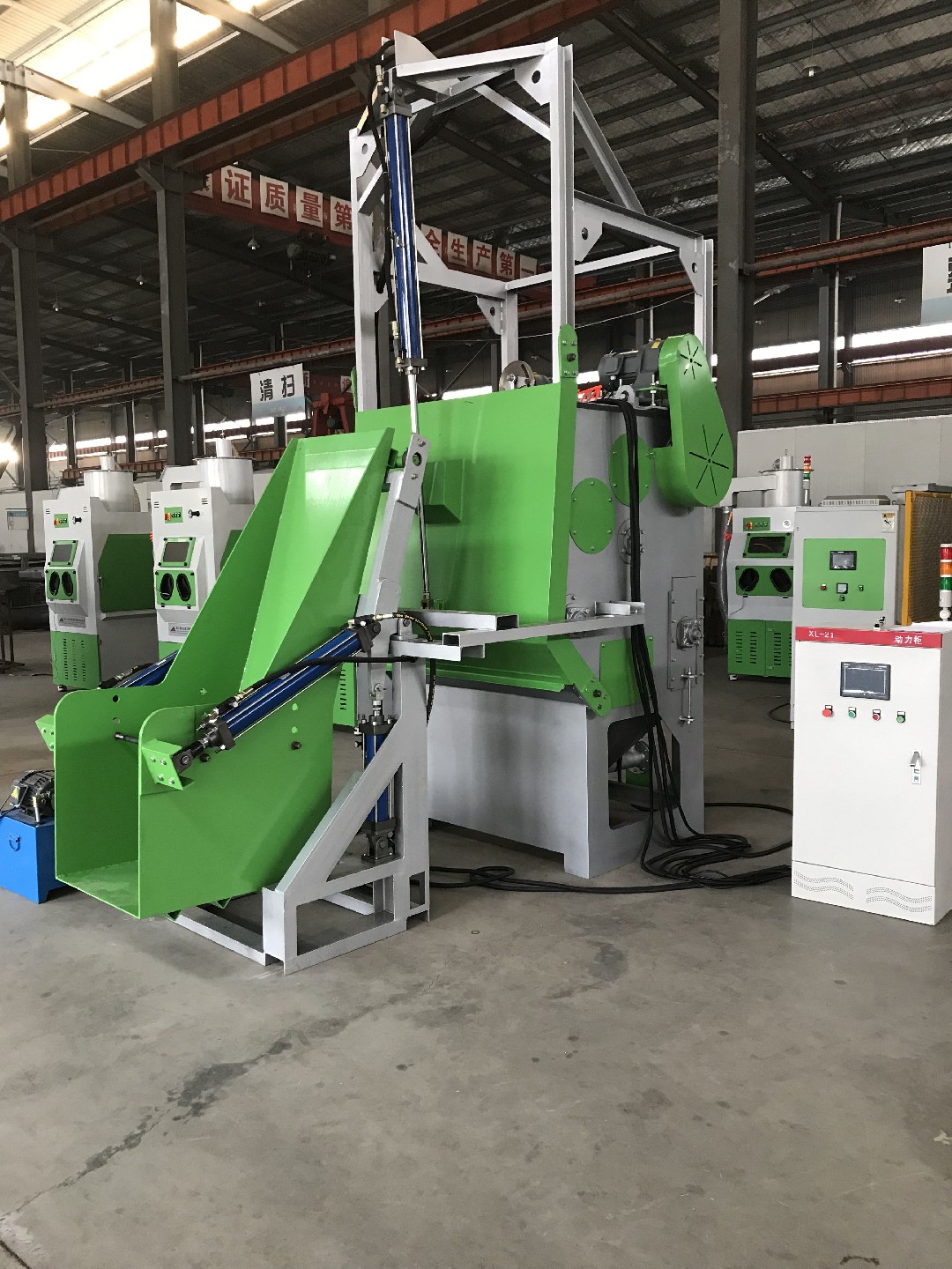 TB-SF300KG-6A自動上下料履帶式自動噴砂機，履帶液體自動噴砂機，自動液體噴砂機
